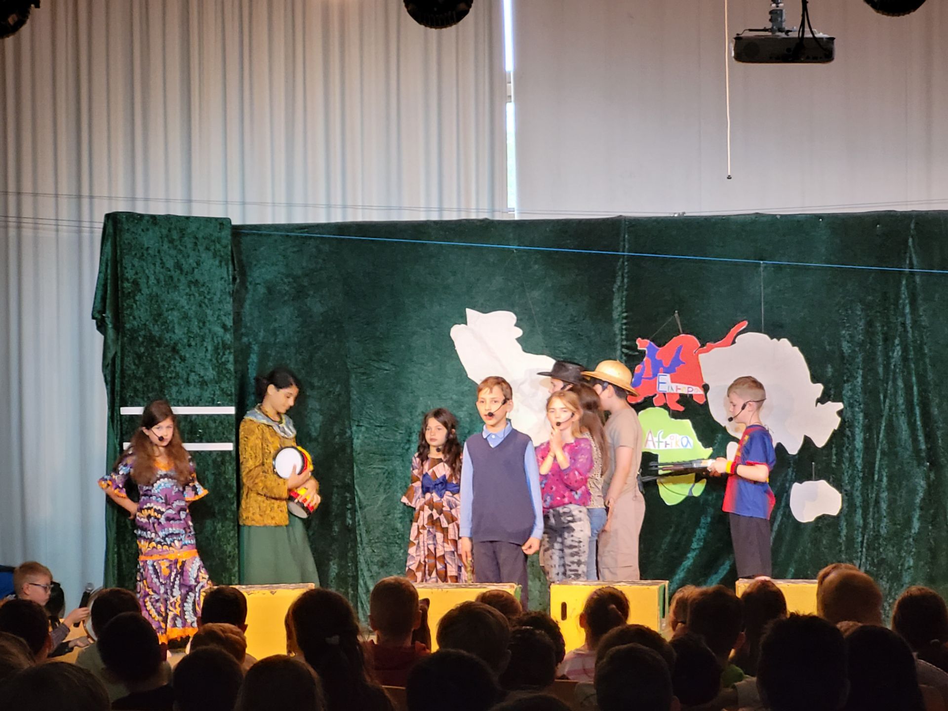 Theater 8